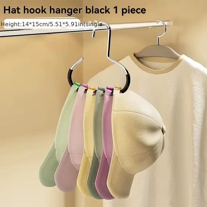 Un nouveau porte-chapeaux