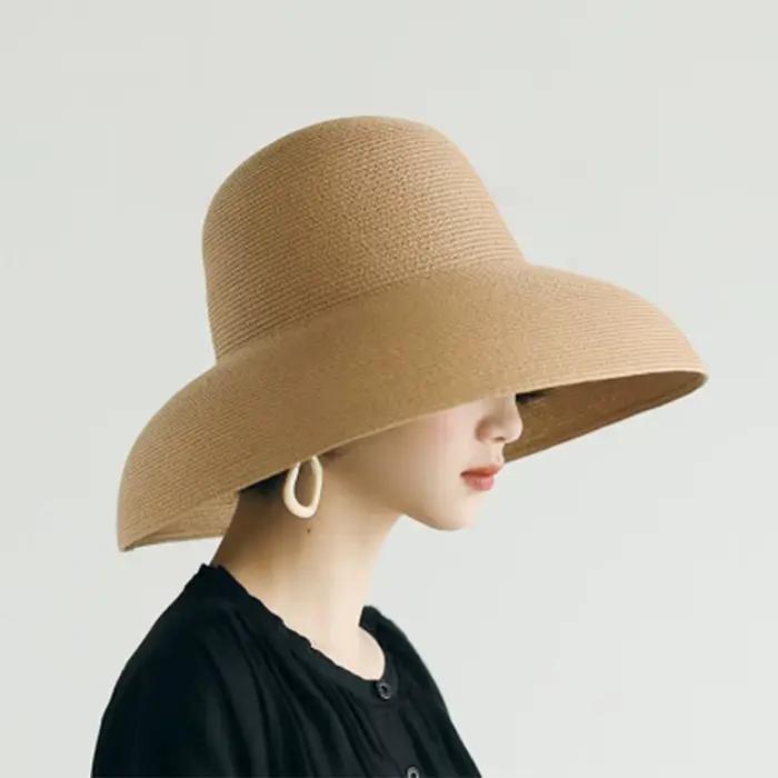Chapeau rouge nouveau
