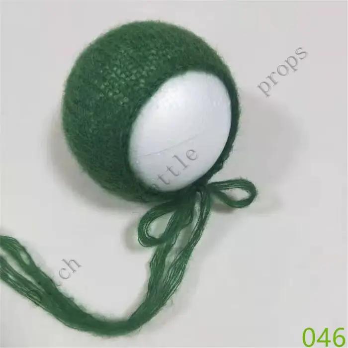 Bonnet en mohair tricoté à la main pour bébé