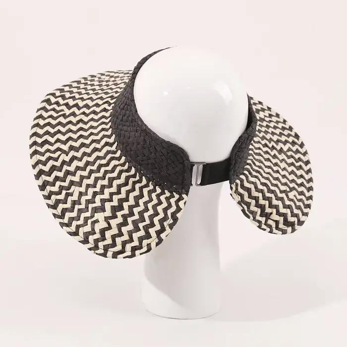 Casquette à visière à grand bord pour femmes
