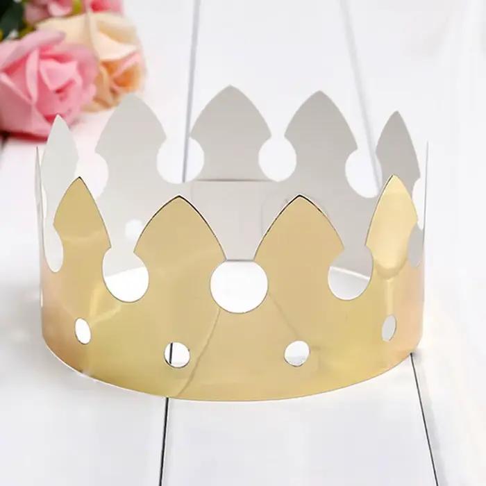 Chapeau de fête de célébration à la mode