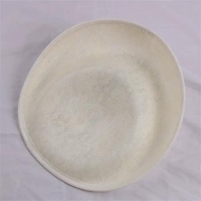 Chapeau Fascinateur en Dentelle Beige pour Femme