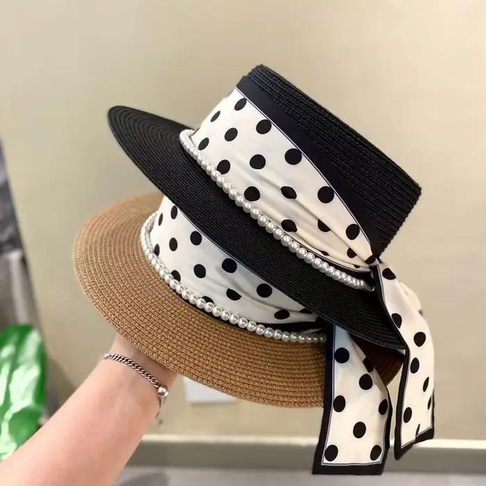 Chapeau de paille tendance pour femme avec ruban à pois et perles
