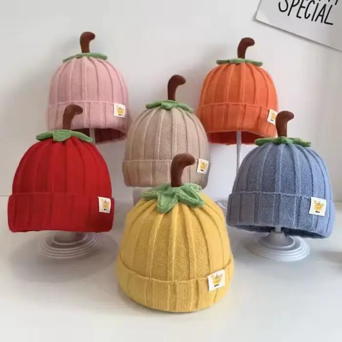 Chapeau tricoté d'hiver pour bébé