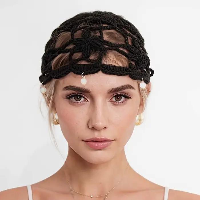 Bonnet tricoté à la main style bohème avec fleur au crochet pour femmes, accessoire vestimentaire ajouré, polyvalent toute l'année, pour sorties quotidiennes et événements spéciaux