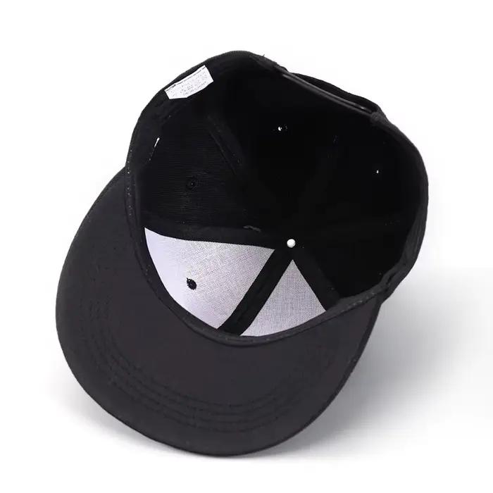 Chapeau à bords plats brodé lettre X 3D