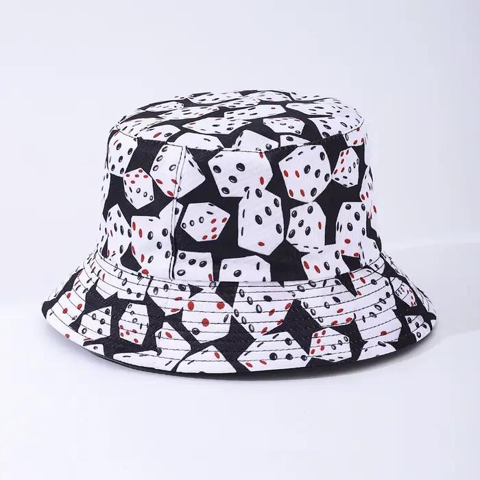 Chapeau de pêche à faces stylé et tendance