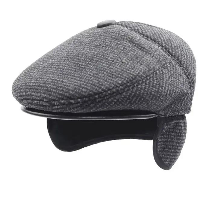 Chapeau solide pour hommes d'âge moyen