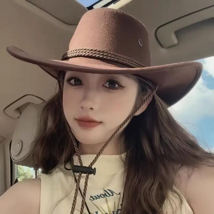 Chapeau de cowboy occidental tendance
