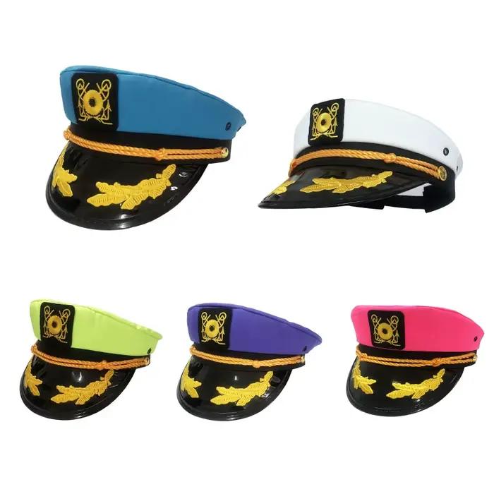 Chapeau militaire brodé à la mode