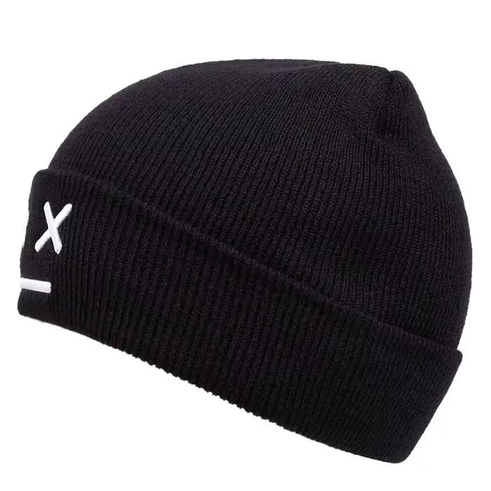Chapeau tricoté chaud brodé expression dessin animé polyvalent homme femme occasions spéciales