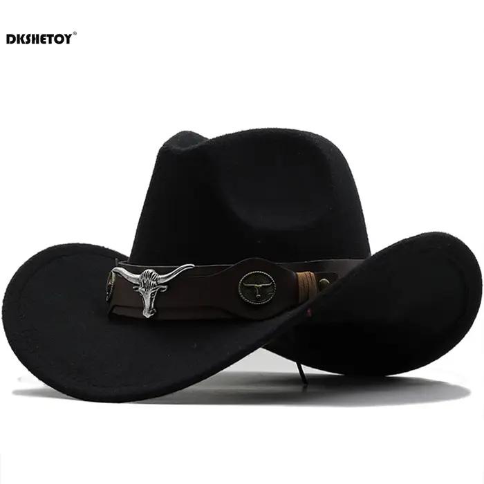 Chapeaux de Cowboy à la mode