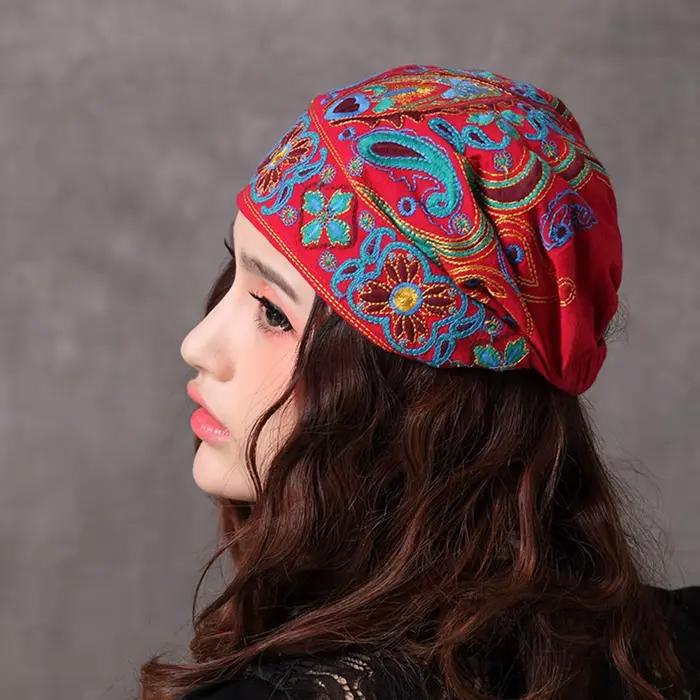 Chapeau brodé de fleurs pour femmes