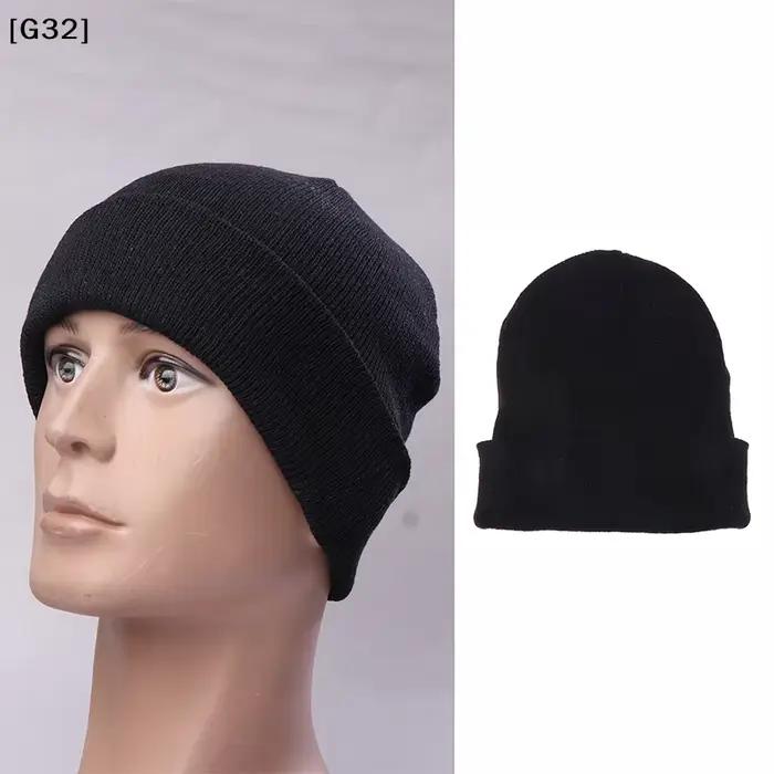 Bonnet en laine tricoté noir