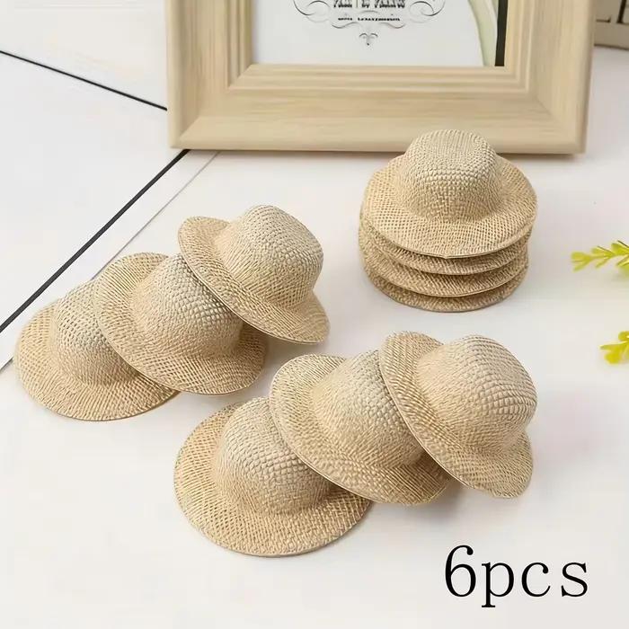 6 chapeaux en tissu beige