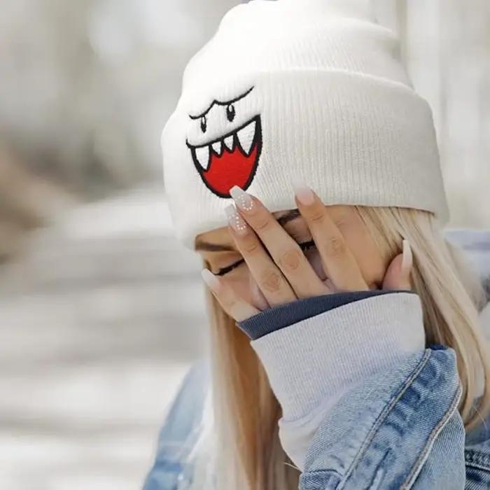 Bonnet tricoté brodé Cozy Happy Face – Chapeau d'hiver chaud et mignon pour hommes