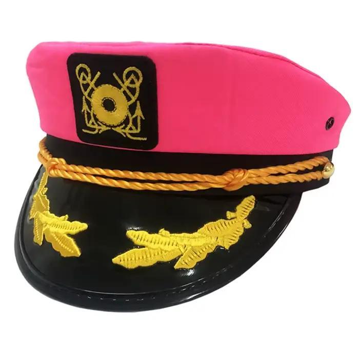 Chapeau militaire brodé à la mode