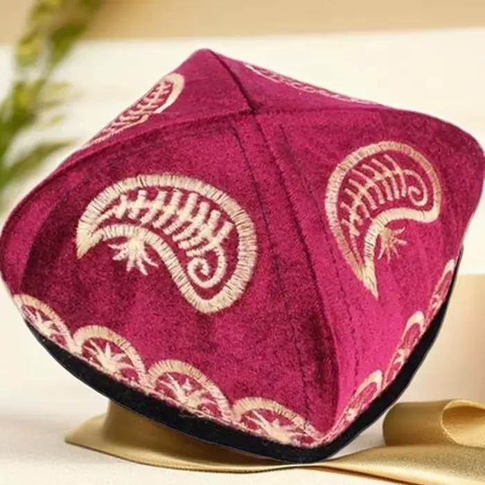 Casquettes ethniques à quatre coins pour hommes