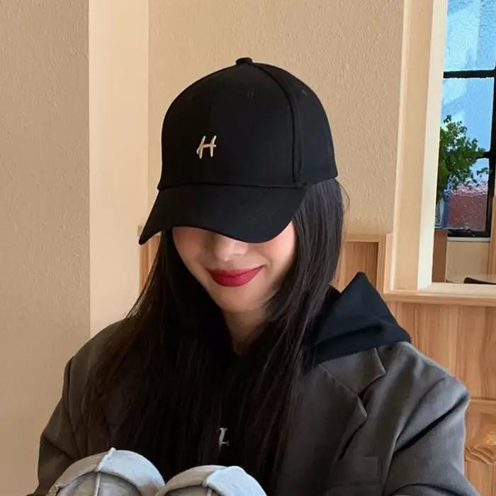 Visière de baseball unisexe avec lettres brodées pour homme et femme protection solaire extérieure randonnée golf sport club chapeau visière polyester quatre saisons