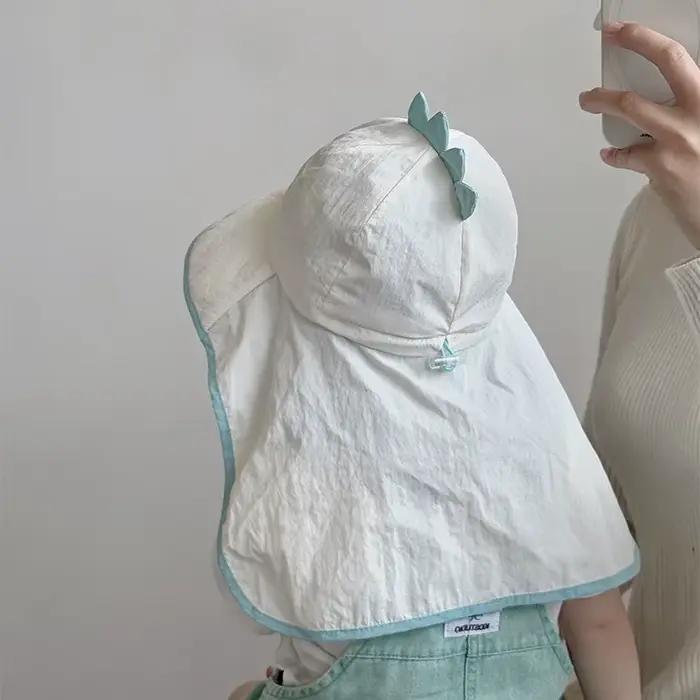 Casquette anti-UV pour bébé