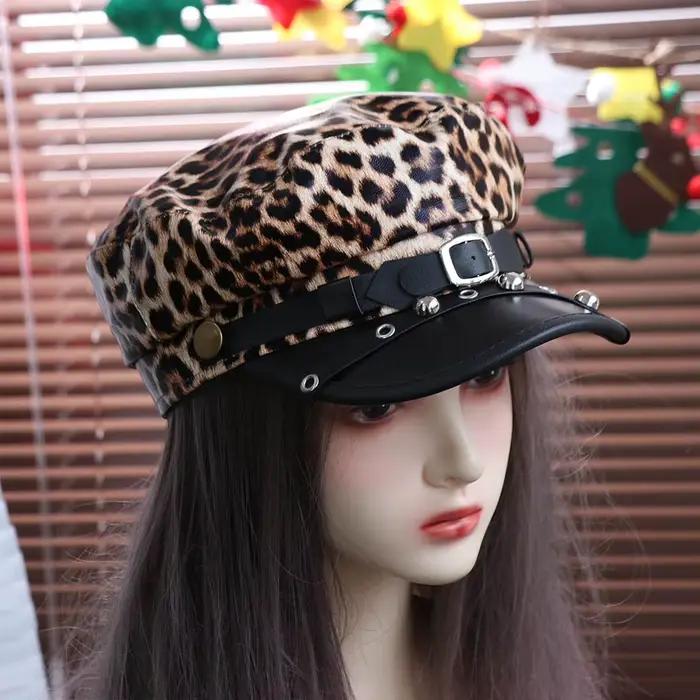 Chapeau Rétro Punk Harajuku Y2K en Cuir PU à Rivets Léopard
