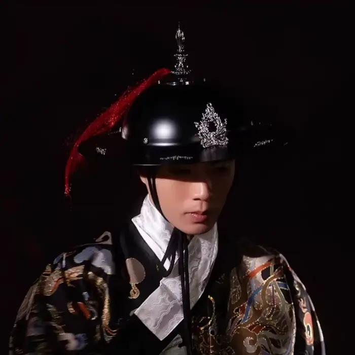 Chapeau de la Garde Royale de la Dynastie Ming Chinoise