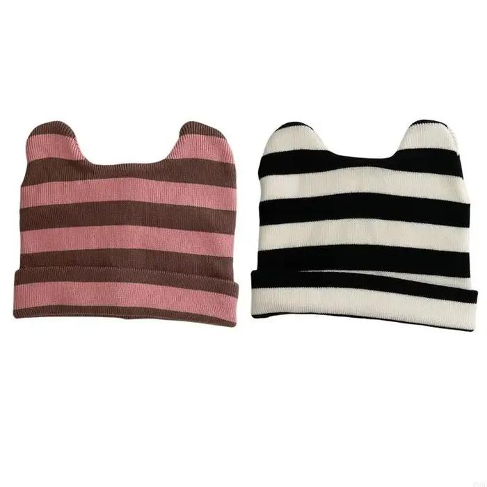 Chapeau tricoté avec oreilles chat