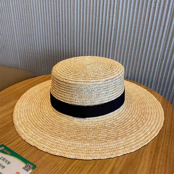 Chapeau de paille bateau à large bord français élégant ruban carré