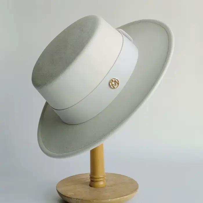 Chapeau de mariage blanc Fedora à dessus plat M