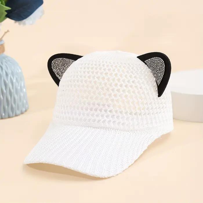 Casquette de baseball à oreilles de chat avec accents en maille — Chapeau d'été pour femme