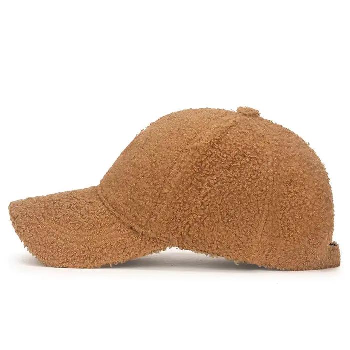Casquette de baseball unie en laine d'agneau d'hiver