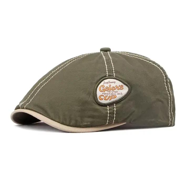 Béret de style britannique rétro brodé de lettres