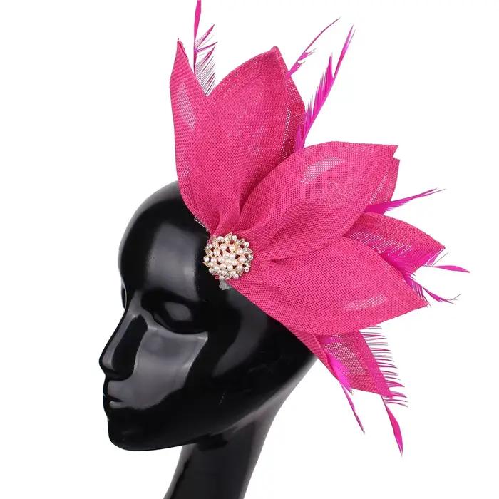 Élégant fascinateur en plumes pour mariée