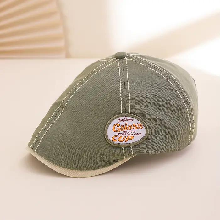 Chapeau brodé pour femme