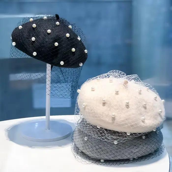 Béret en maille perlée pour femme chapeau rétro multifonctionnel en dentelle pour toutes les saisons occasions extérieures et intérieures