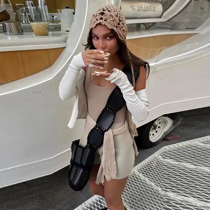 Chapeau Femme Printemps-Été Tressé Style Bohème Creux pour la Plage
