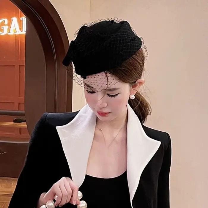 Chapeau à nœud en laine de style britannique vintage avec voile