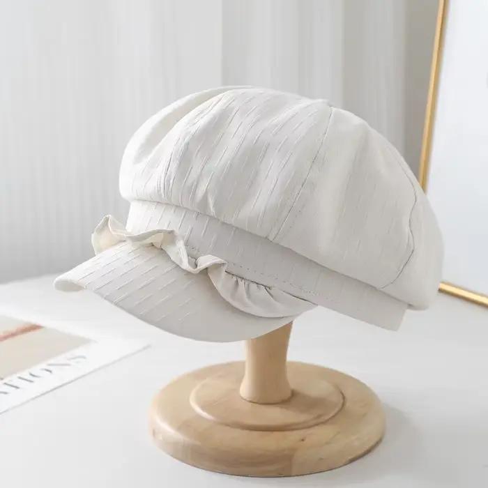 Chapeau octogonal pour femme avec dentelle élégante
