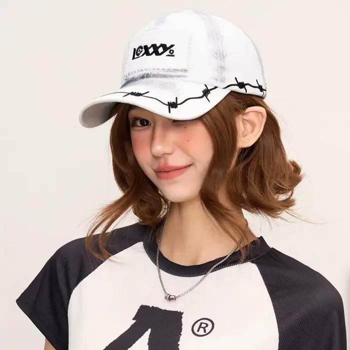 Hip Hop américain lettres brodées chapeaux de Baseball nouveaux hommes femmes parasol personnel polyvalent rue mode Niche casquettes à pointe