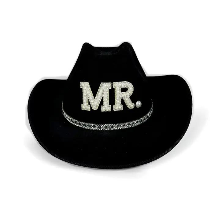 Chapeau de Cowgirl avec lettres en strass