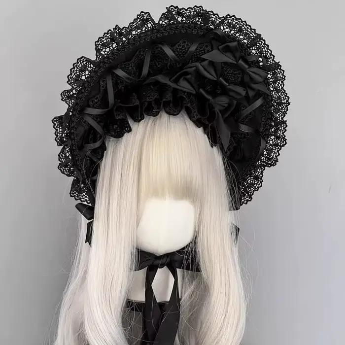 Bonnet en dentelle noire Lolita fait à la main