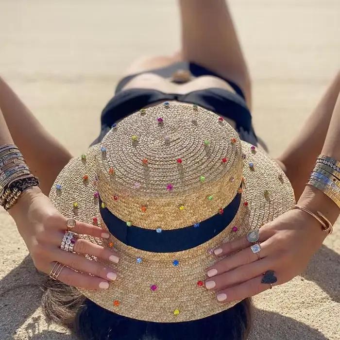 Chapeau de paille de blé naturel fait à la main