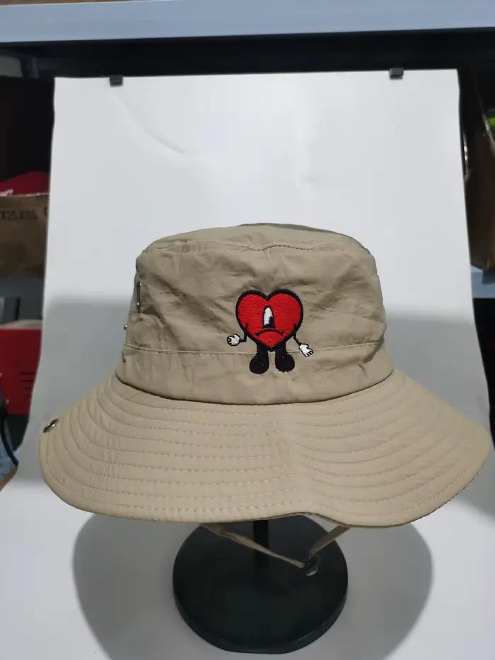 Chapeau de pêcheur Amazon Un Verano Sin Ti sun hat grand bord homme beige brun kaki style musical occassions spéciales