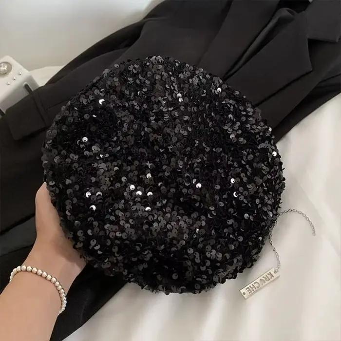 Béret fin à paillettes scintillantes