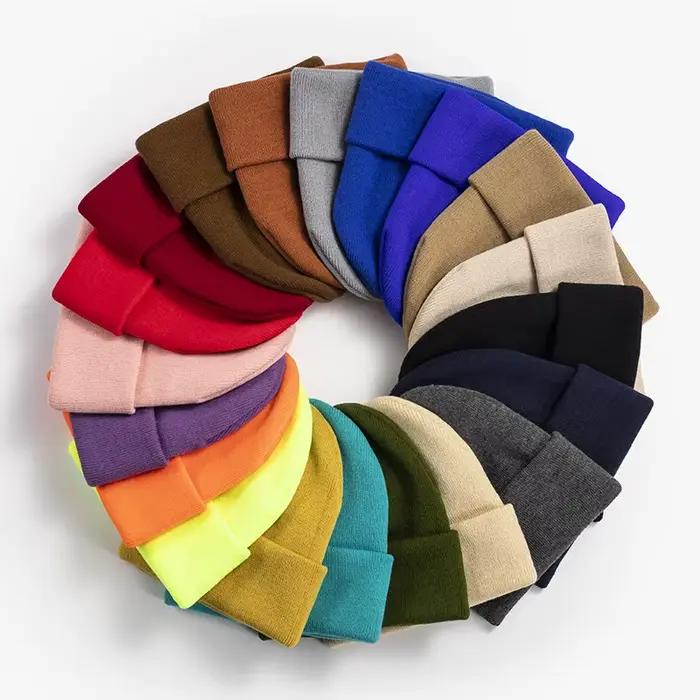 Noir blanc bleu Beige rose rouge vert tricot chapeau pour garçons filles automne hiver chaud Skullies Beanie adulte enfants chapeaux et casquettes