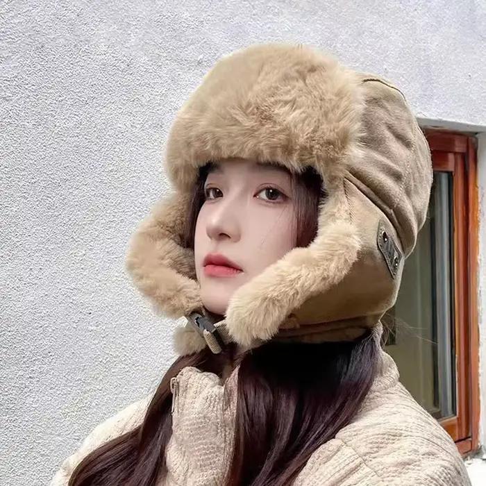 Chapeau en fausse fourrure de Style russe