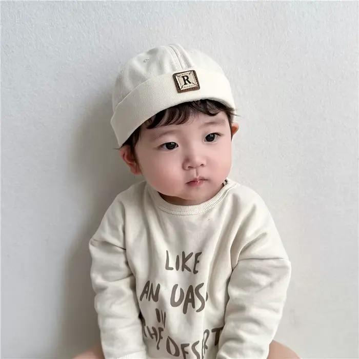 Bonnet de bébé sans bord couleur unie style coréen pour enfants garçons et filles tricoté en coton polyester occasions spéciales années 4 à 6