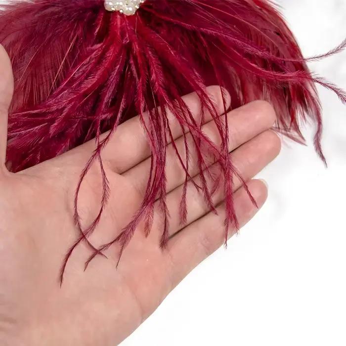 Coiffe en Plumes Rouge Vin pour Femme