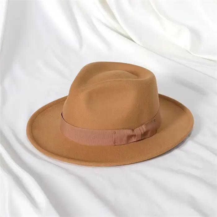 Chapeau Fedora en feutre avec nœud en forme de cœur