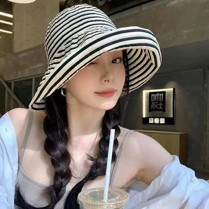 Chapeau Bob Vintage Rayé à Large Bord pour Femme